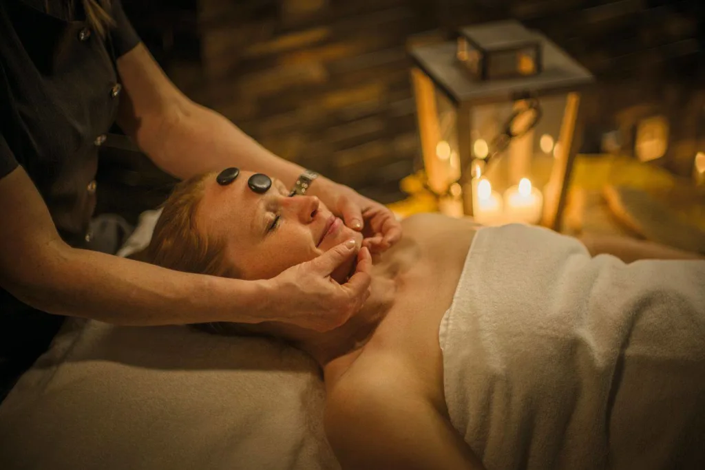 Jarvisydan Lake Spa massage